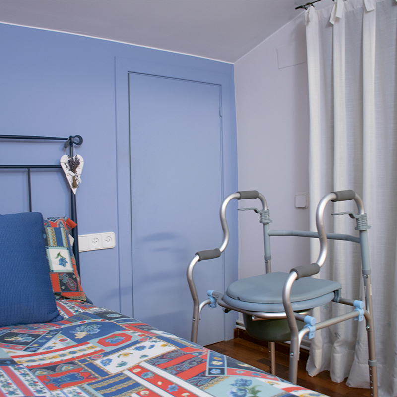 898_898-Ayudas-de-bano-sillas-inodoro-4100-IM-TotalCare-mode