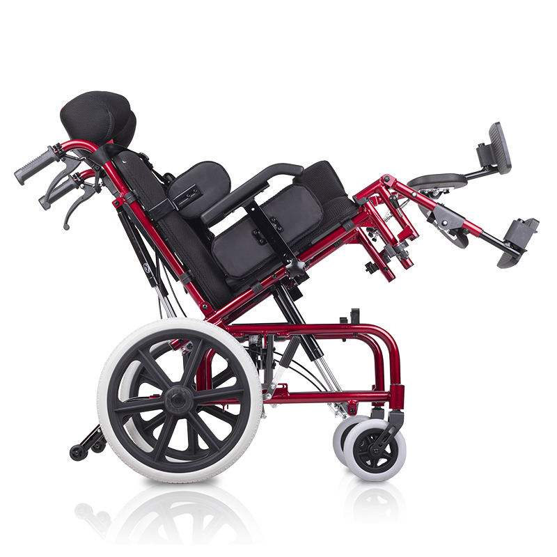656_656-Sillas-de-ruedas-manuales-basculantes-Balance-Infant