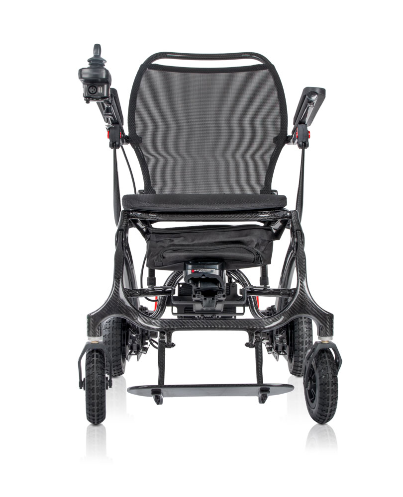 105836_105836-2023-10-30-kittos_carbon_frontal